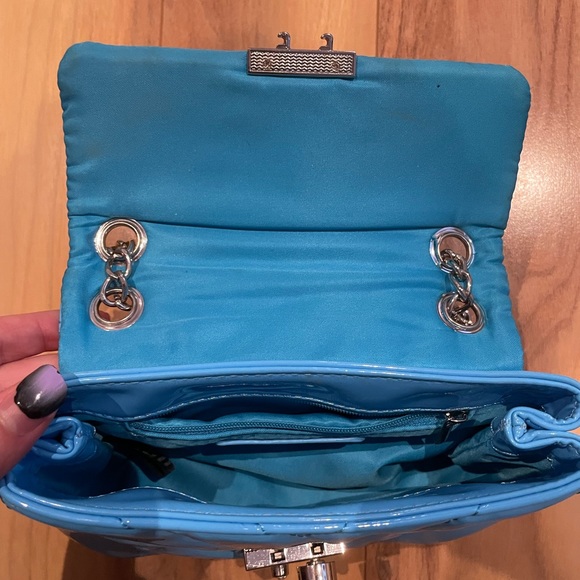 Fashion nova blue purse - Picture 2 of 4